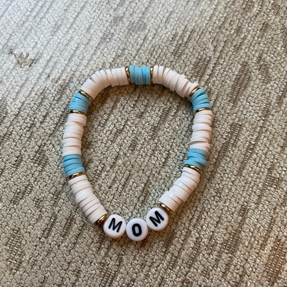 Personalized Heishi Bracelet - Picture 2 of 5